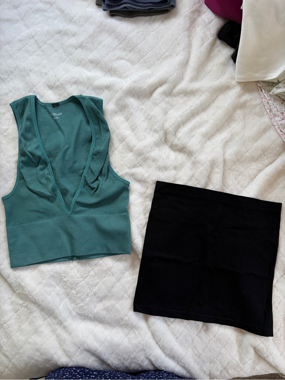 Urban Outfitters Top Set — Ribbed Deep V Crop Tank Top and Tube Top